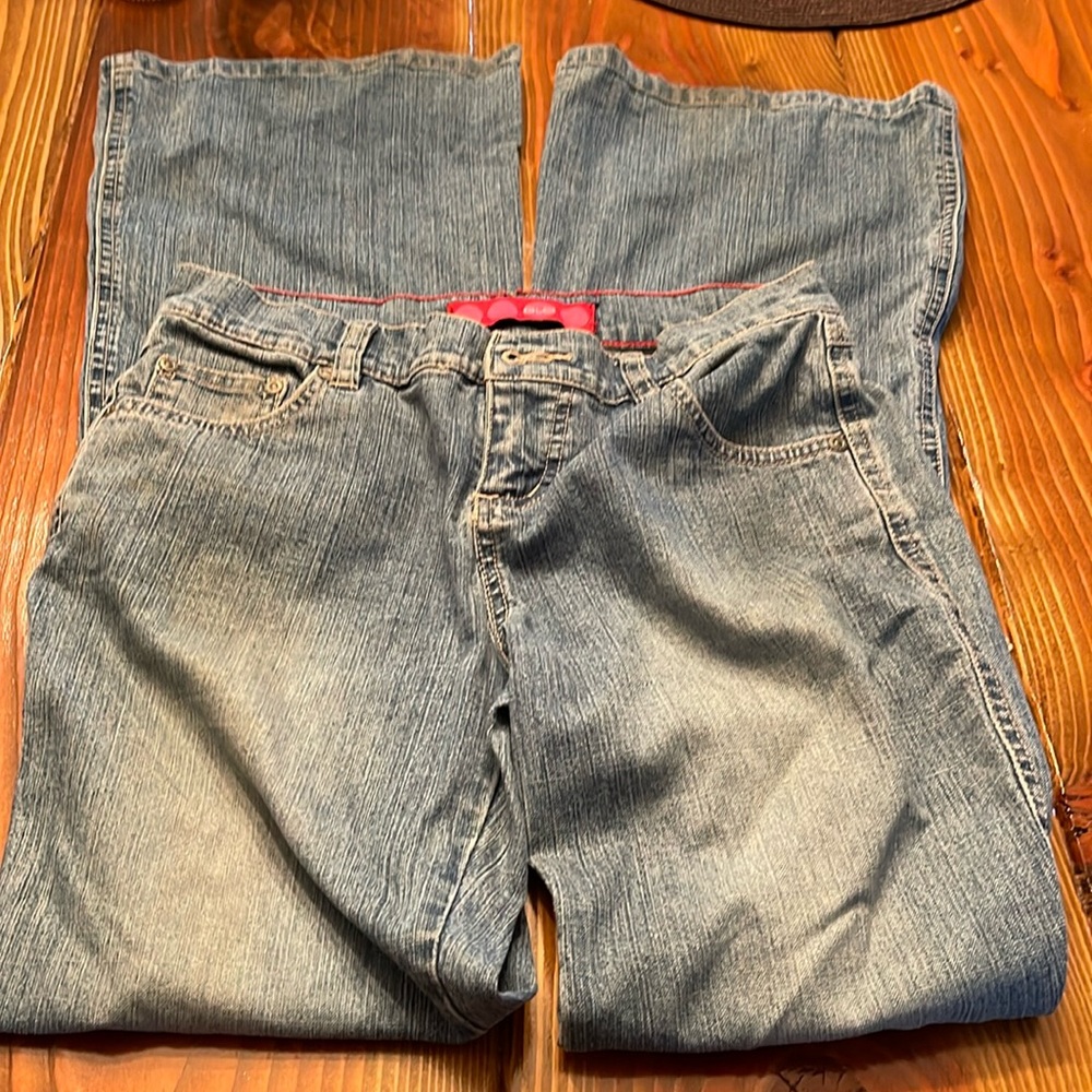 Vintage Glo Women's Jr Size 1 Blue Flared Medium Wash Cotton Blend Stretch Jeans